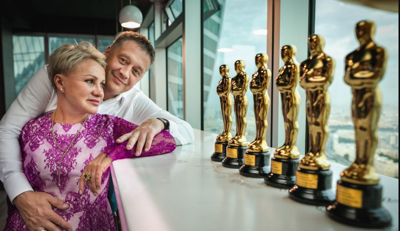 Что подарить родителям на годовщину