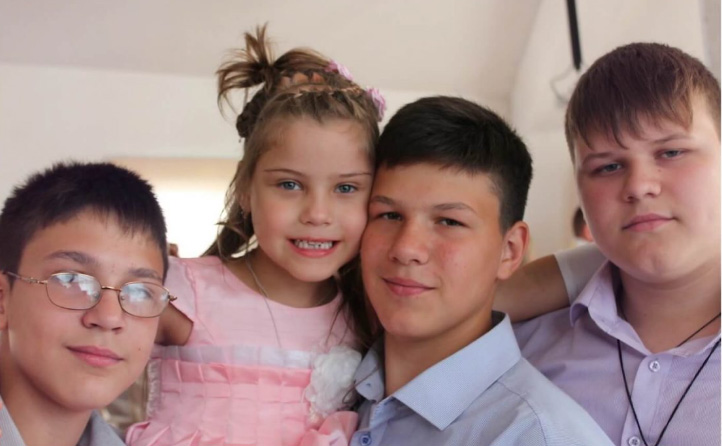 Что подарить родителям на годовщину